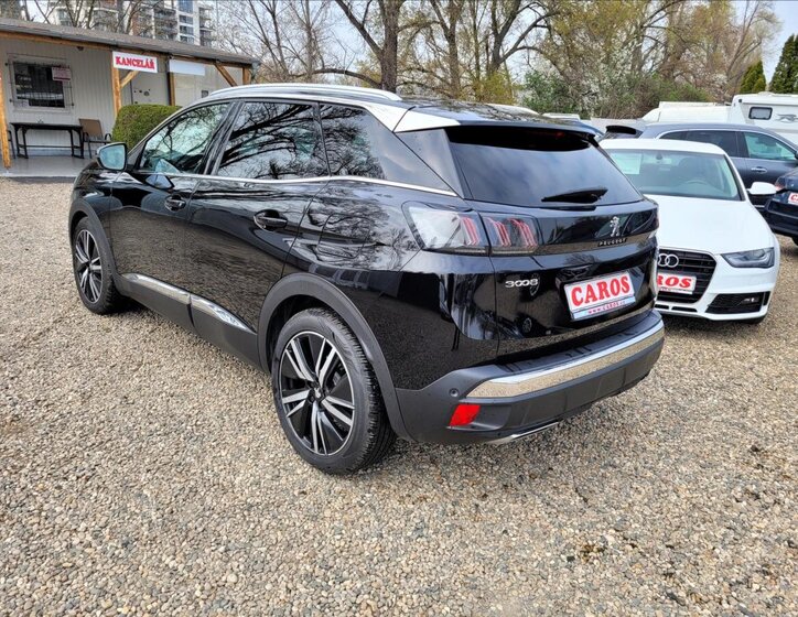 Peugeot 3008 SUV / Terénní 1,6 l 165 kw