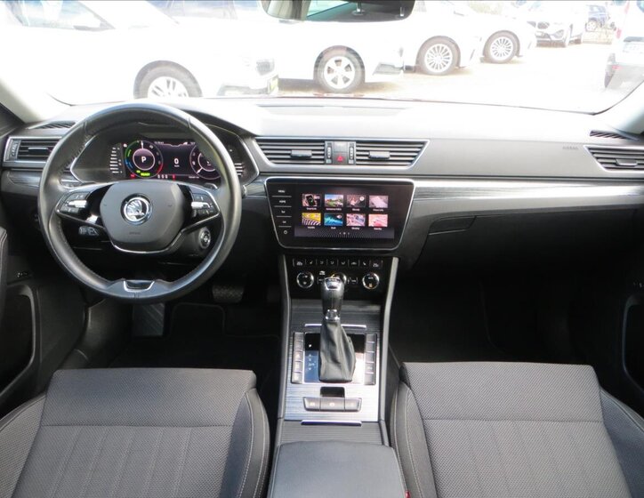 Škoda Superb Liftback 1,4 l 115 kw