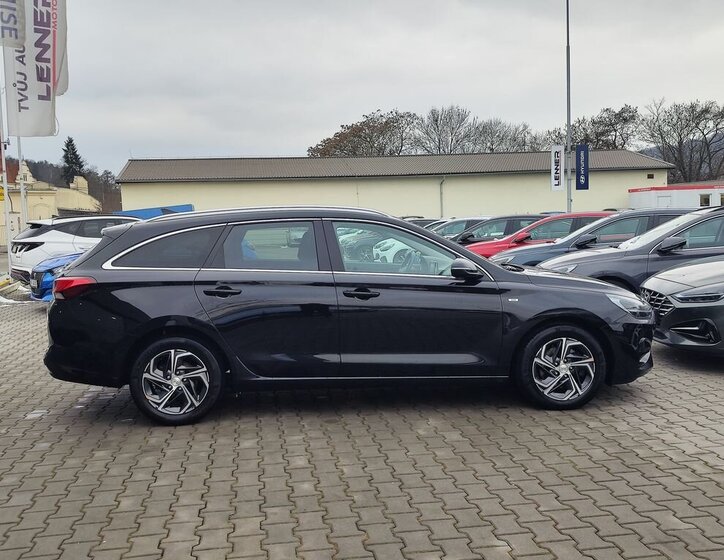 Hyundai i30 Kombi 1,5 l 118 kw