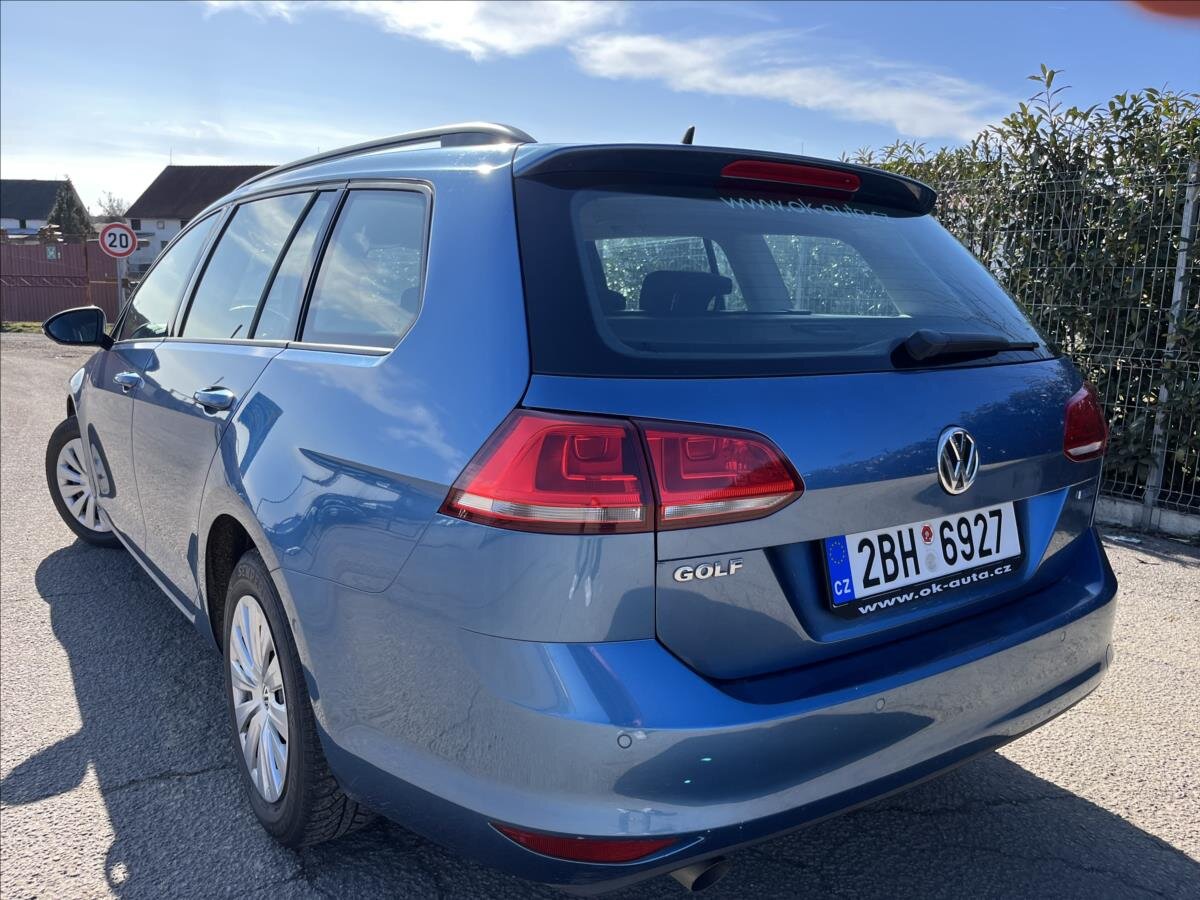 Volkswagen Golf Kombi 1,6 l 81 kw