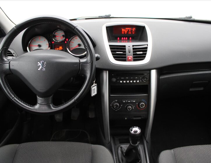 Peugeot 207 Kombi 1,6 l 68 kw