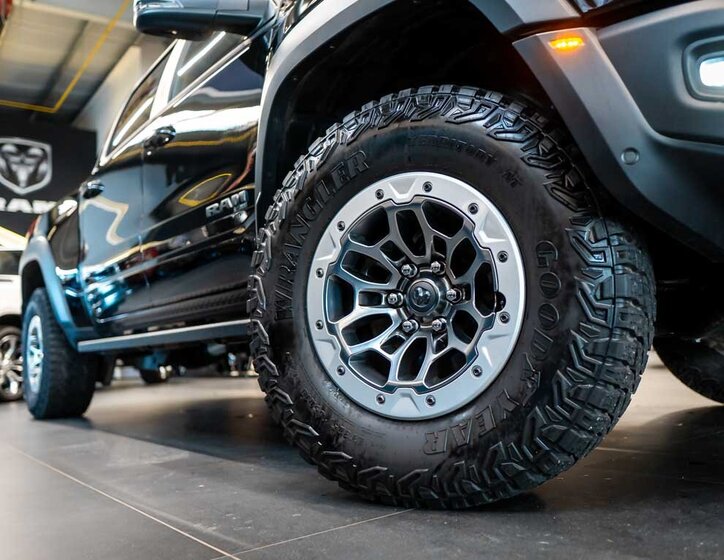 Dodge RAM Pick-up 6,2 l 523 kw