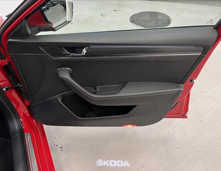 Škoda Superb Kombi 2,0 l 147 kw