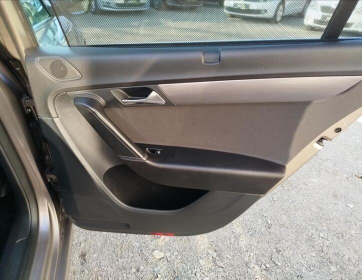 Volkswagen Passat 24