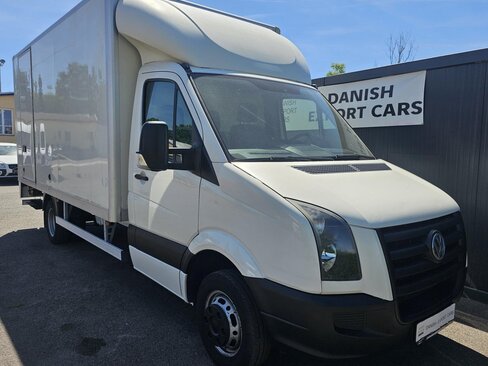 Volkswagen Crafter Skříň 2,5 l 120 kw
