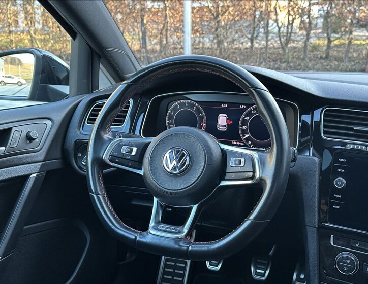 Volkswagen Golf Hatchback 2,0 l 180 kw