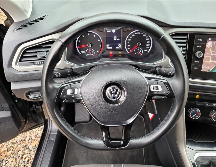 Volkswagen T-Roc SUV / Terénní 999,0 85 kw