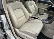 Subaru Legacy Kombi 3,0 l 180 kw