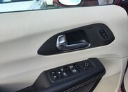 Chrysler Pacifica MPV 3,6 l 214 kw