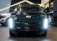 Cadillac Escalade 10