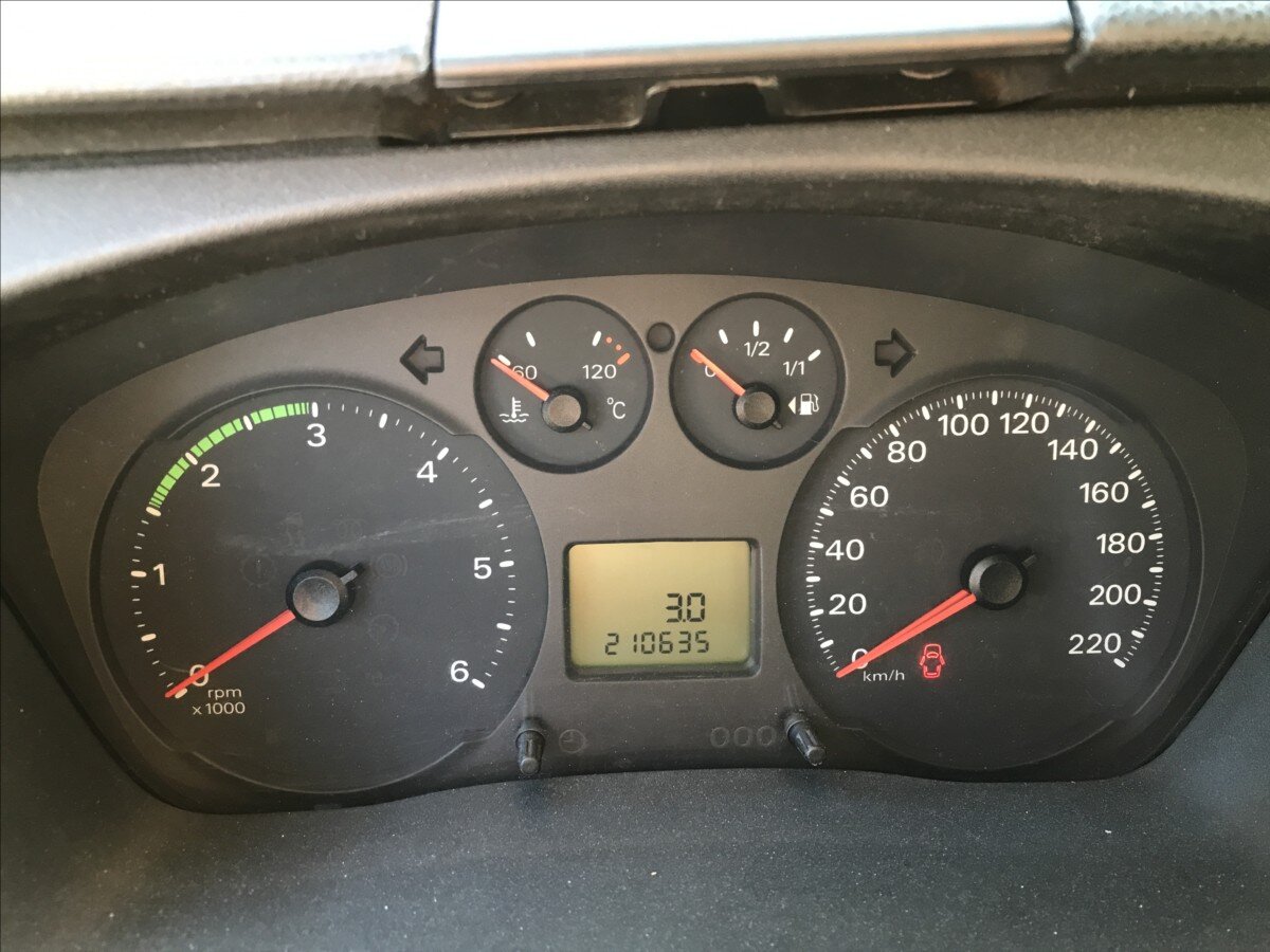 Ford Transit Skříň 2,2 l 63 kw