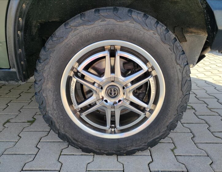 Volkswagen Transporter Kombi 2,5 l 75 kw