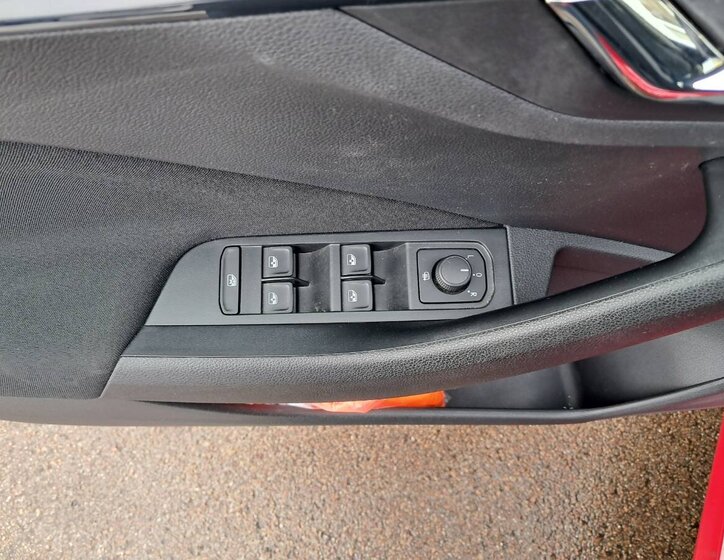 Škoda Kamiq Hatchback 999,0 85 kw