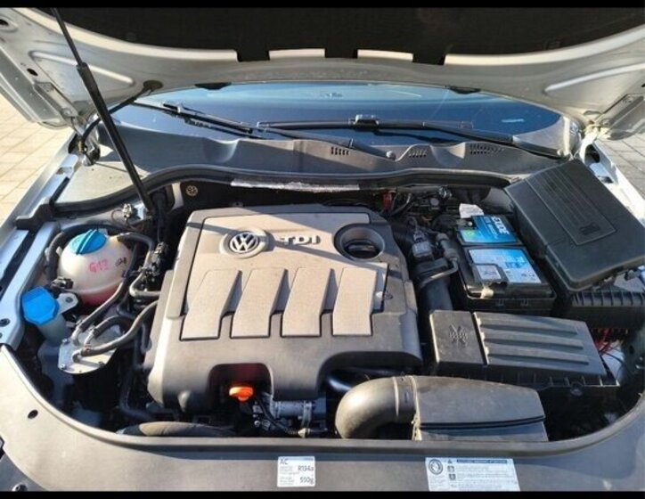 Volkswagen Passat Kombi 0,0 77 kw