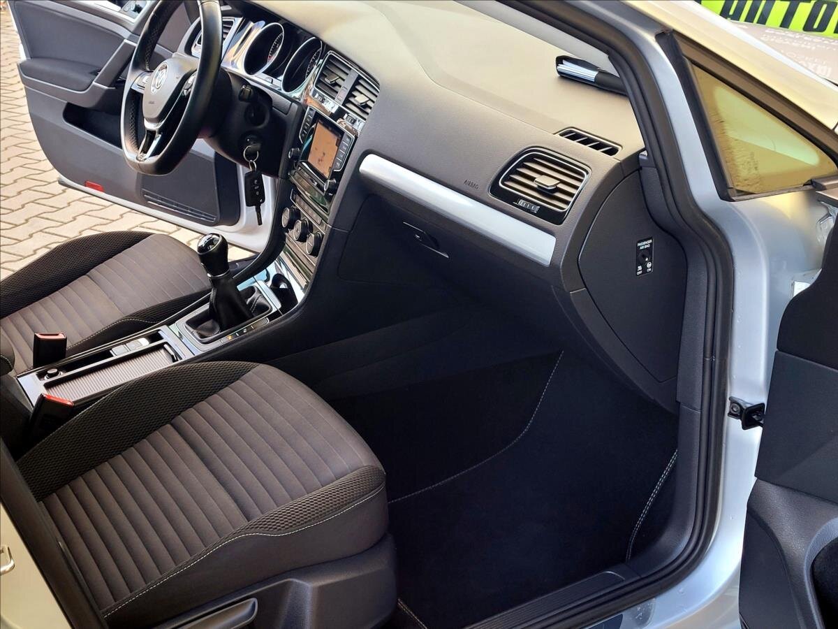 Volkswagen Golf Kombi 1,4 l 90 kw