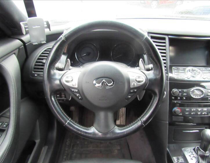 Infiniti FX30 13