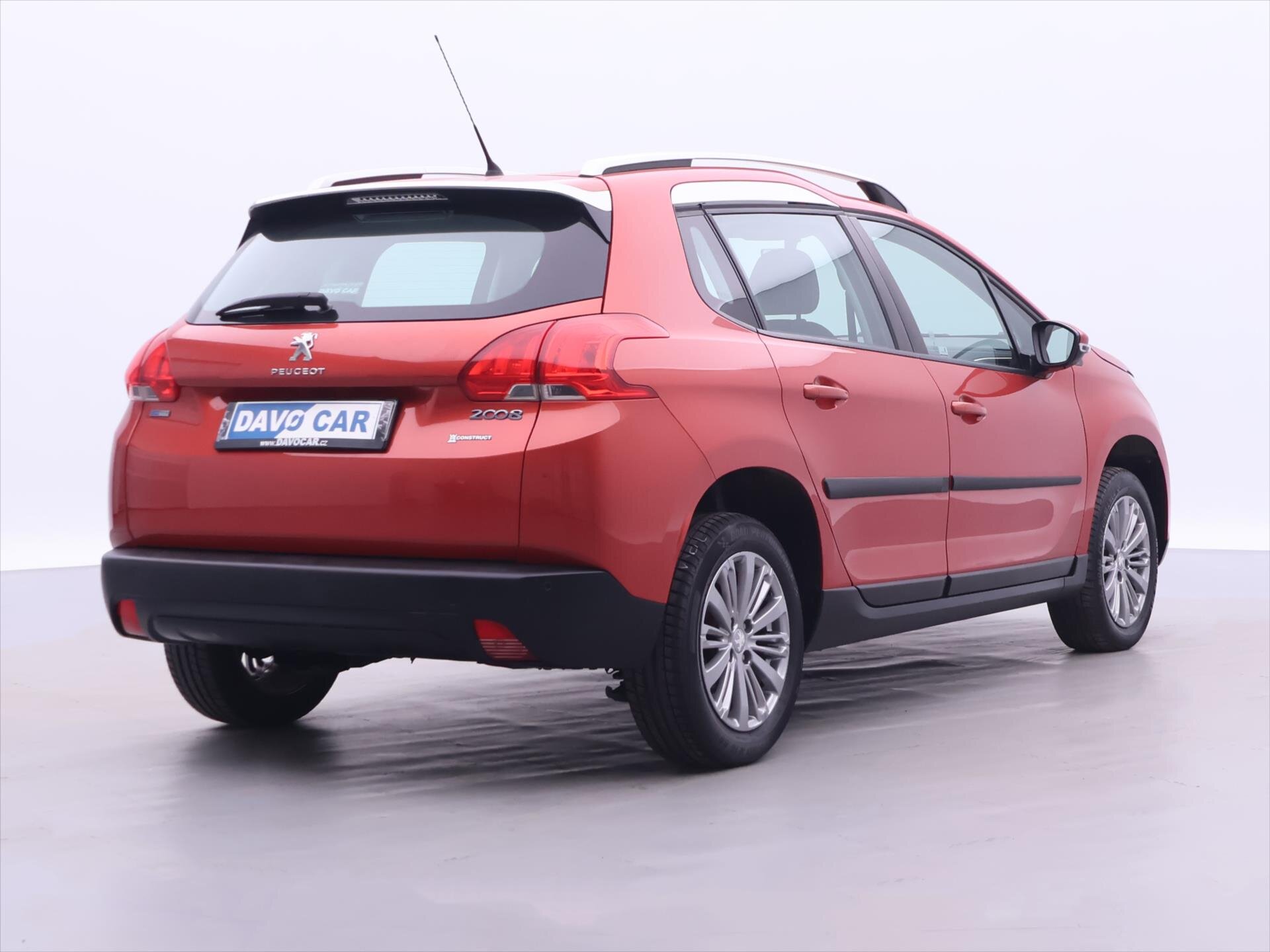 Peugeot 2008 MPV 1,2 l 60 kw