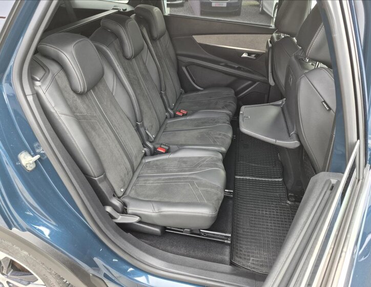 Peugeot 5008 MPV 1,6 l 133 kw