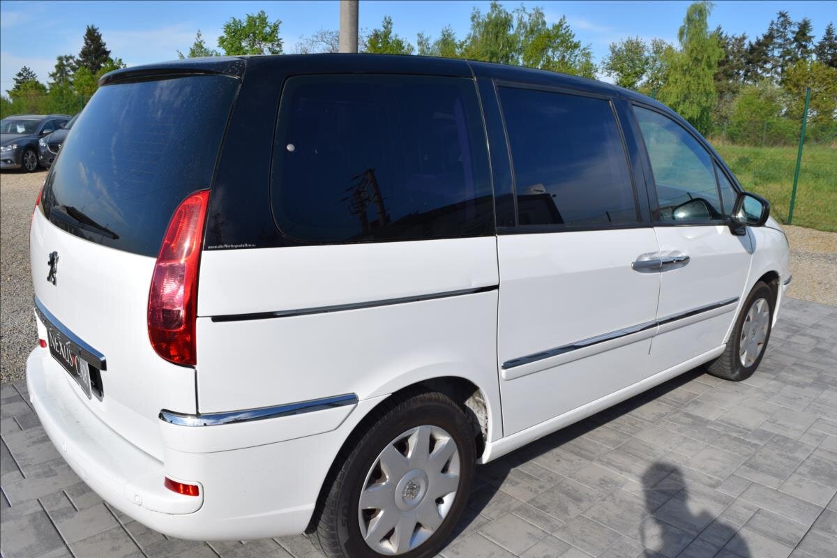 Peugeot 807 MPV 2,0 l 100 kw