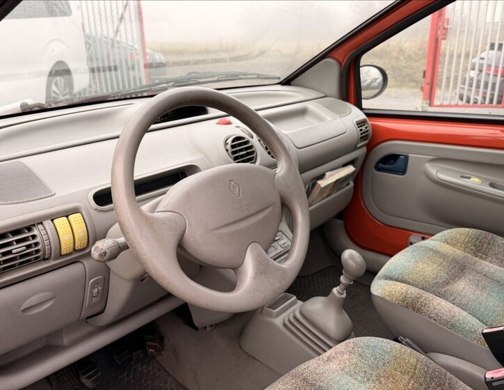 Renault Twingo 10