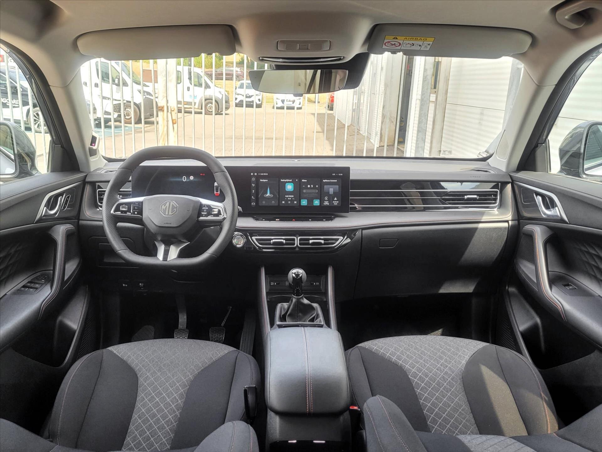 MG HS SUV / Terénní 1,5 l 125 kw