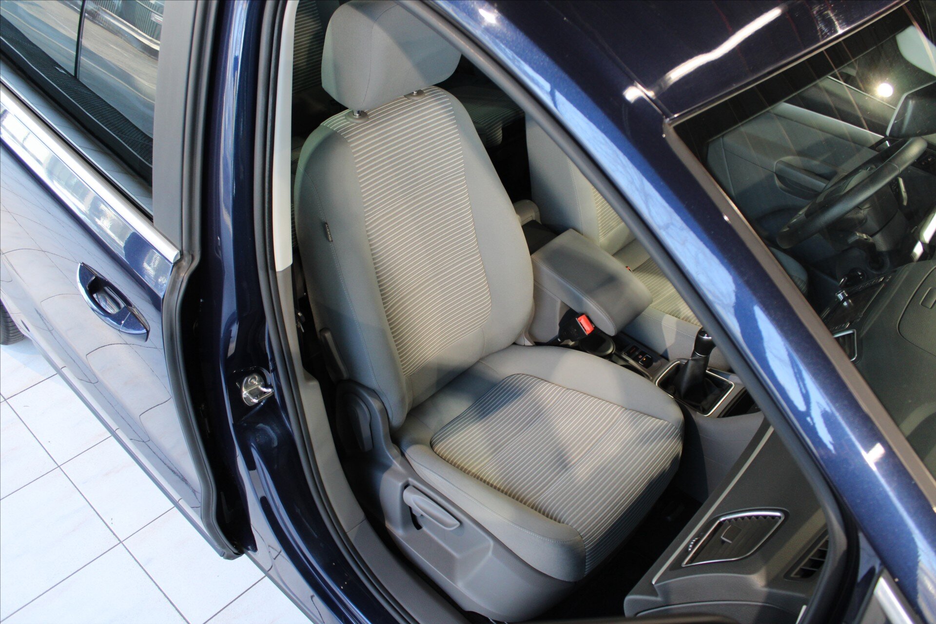 Seat Alhambra VAN-Minibus 2,0 l 130 kw