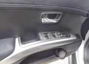 Mitsubishi Outlander 14