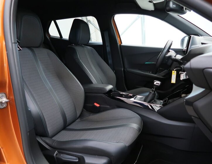 Peugeot 2008 SUV 1,2 l 74 kw