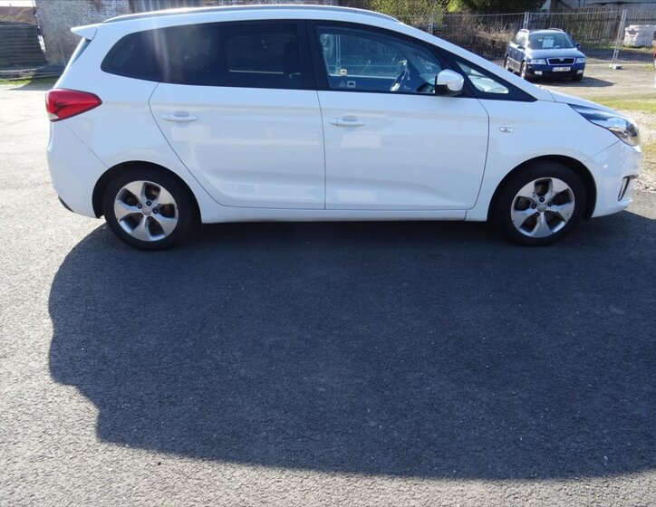 KIA Carens Kombi 1,6 l 99 kw