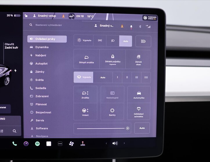 Tesla Model 3 Sedan 0,0 350 kw