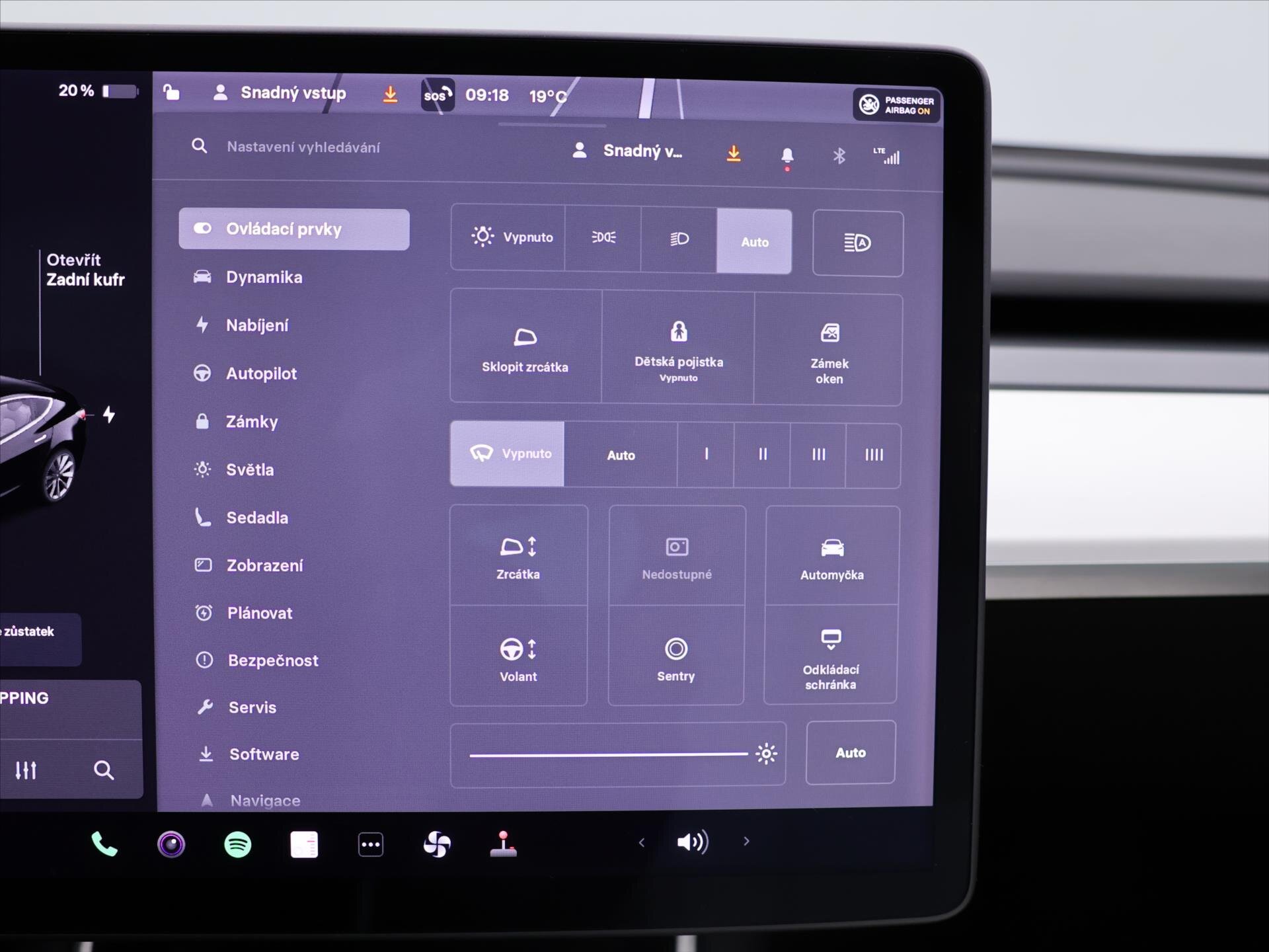 Tesla Model 3 Sedan 0,0 350 kw
