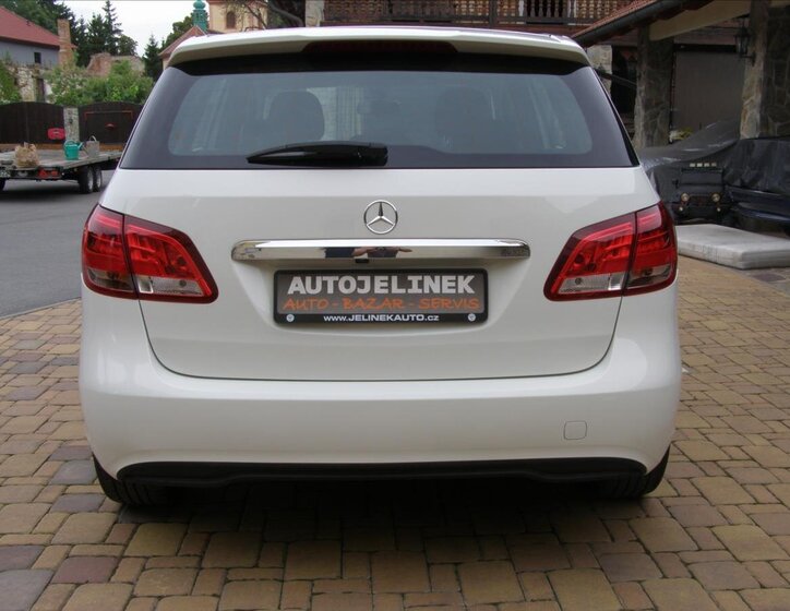 Mercedes-Benz Třídy B MPV 1,6 l 90 kw