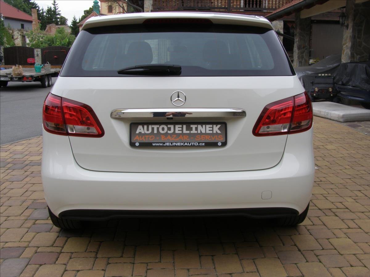 Mercedes-Benz Třídy B MPV 1,6 l 90 kw