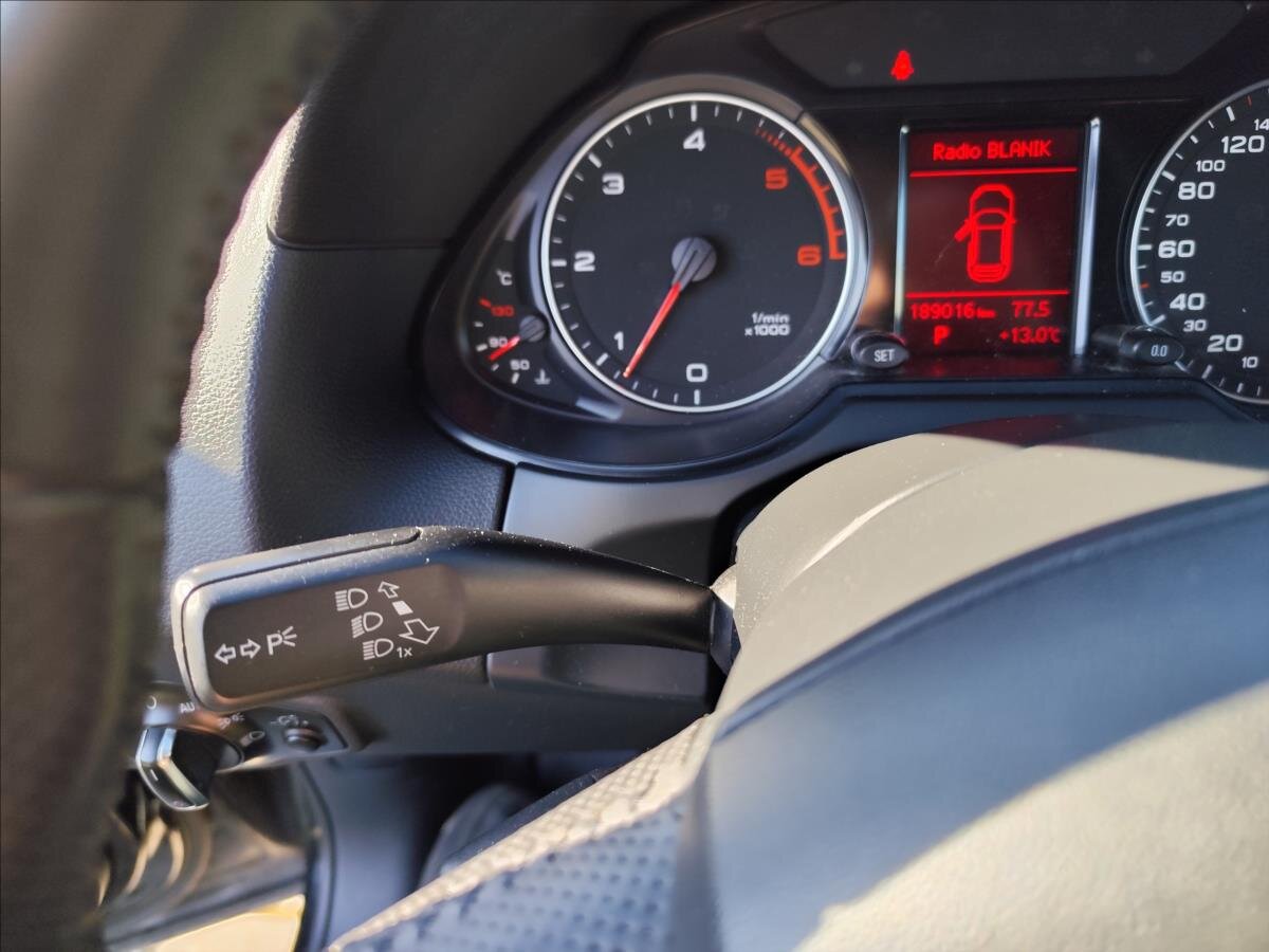 Audi Q5 Kombi 3,0 l 176 kw