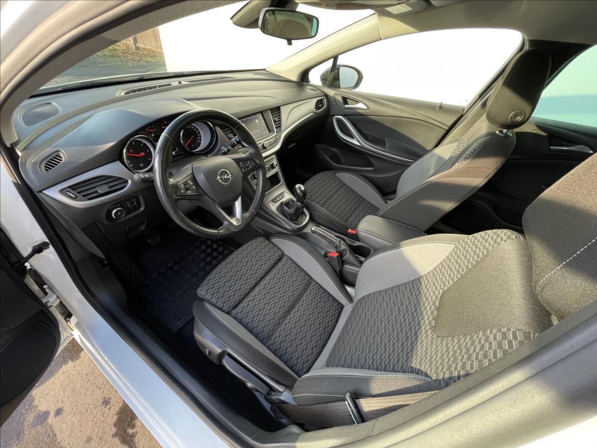 Opel Astra Kombi 1,5 l 90 kw