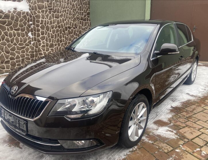 Škoda Superb 1