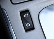 Renault Latitude Sedan / Limuzína 2,0 l 127 kw