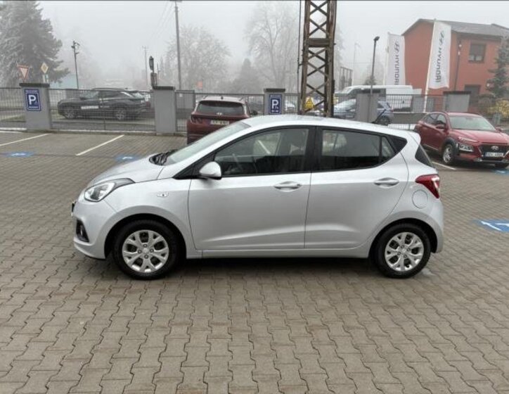 Hyundai i10 3