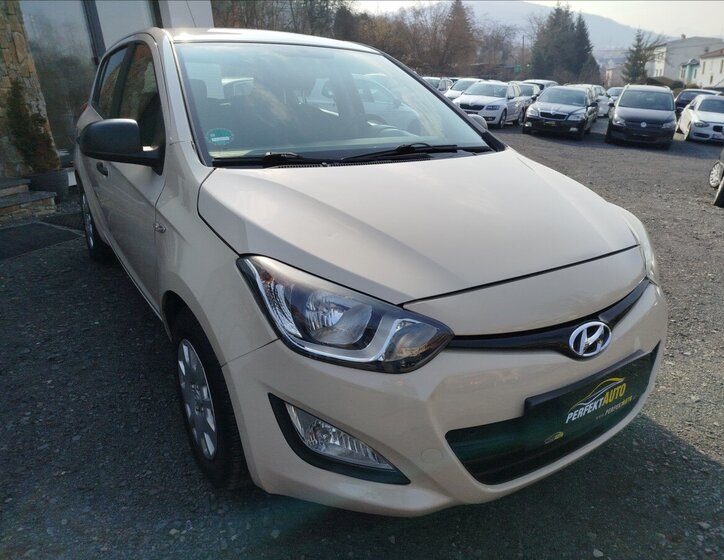 Hyundai i20 Hatchback 1,2 l 63 kw