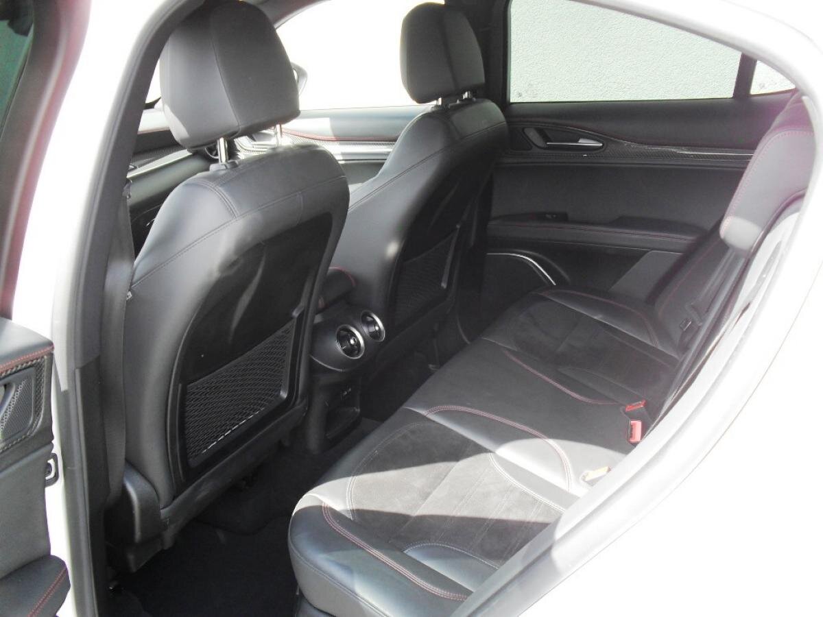 Alfa Romeo Stelvio SUV / Terénní 2,9 l 375 kw