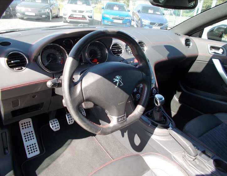 Peugeot RCZ Kupé 1,6 l 147 kw