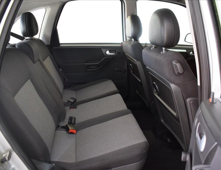 Opel Meriva MPV 1,7 l 74 kw