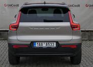 Volvo XC40 4
