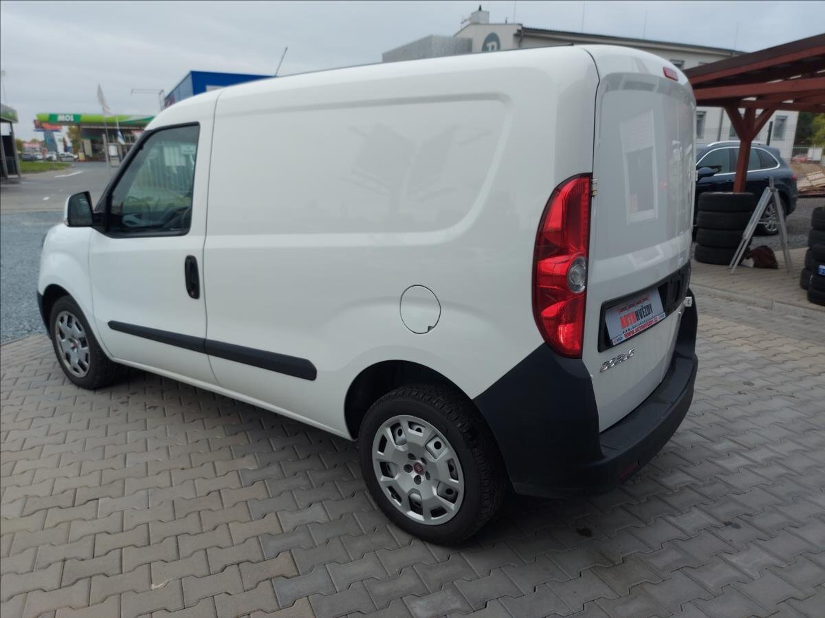 Fiat Dobló cargo Ostatní 1,4 l 88 kw