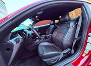 Ford Mustang Kupé 5,0 l 331 kw