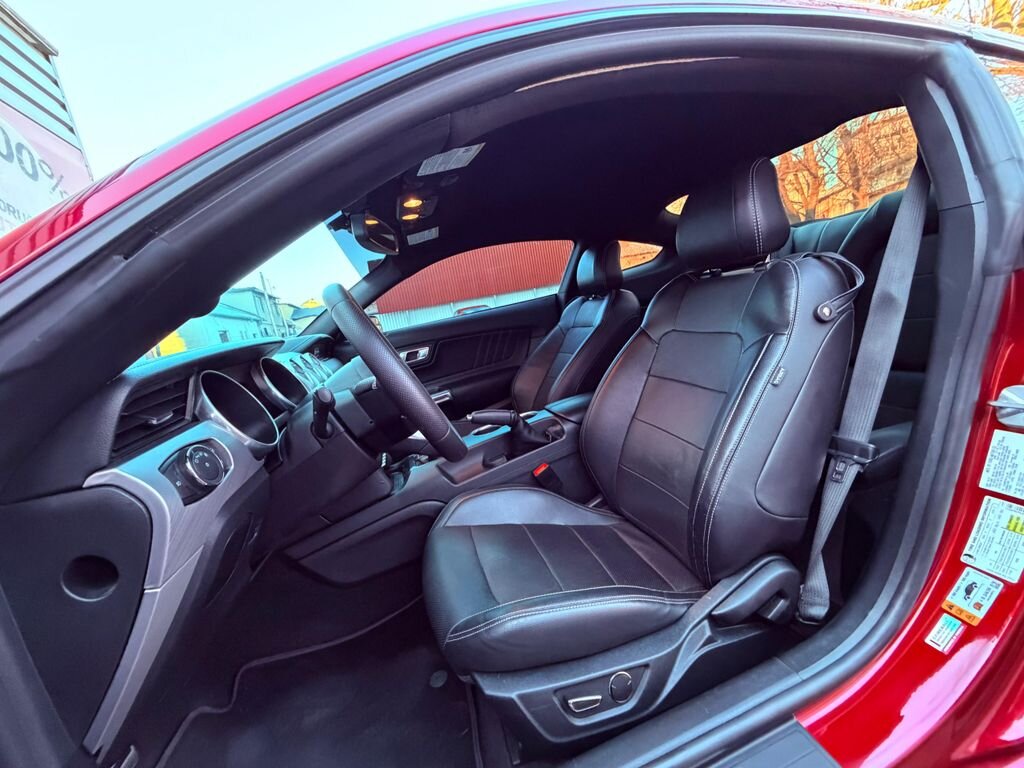 Ford Mustang Kupé 5,0 l 331 kw