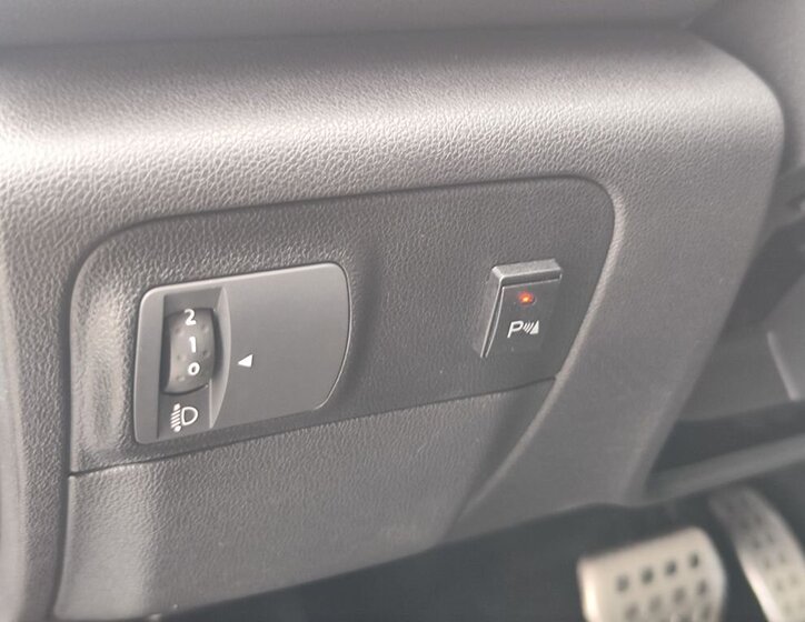 Renault Mégane Hatchback 1,6 l 151 kw