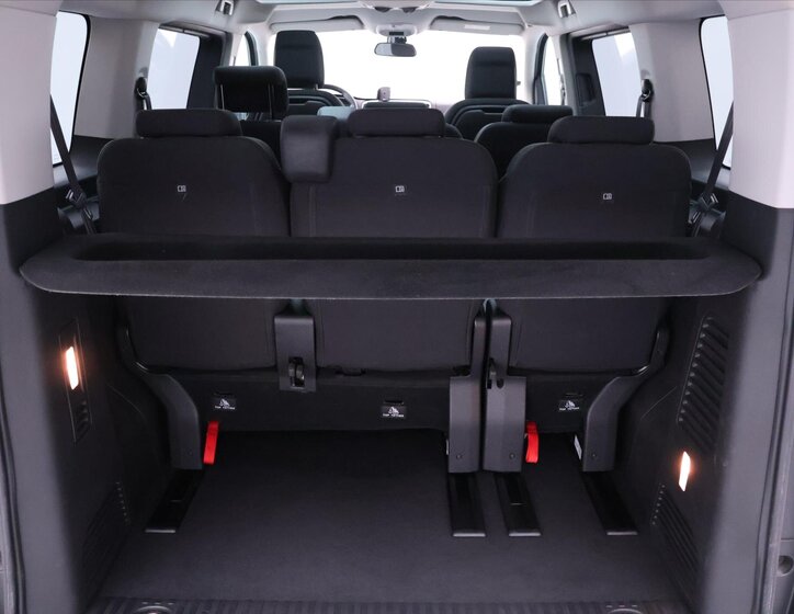 Citroën SpaceTourer Kombi 2,0 l 130 kw