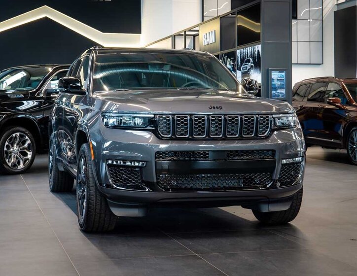 Jeep Grand Cherokee 9