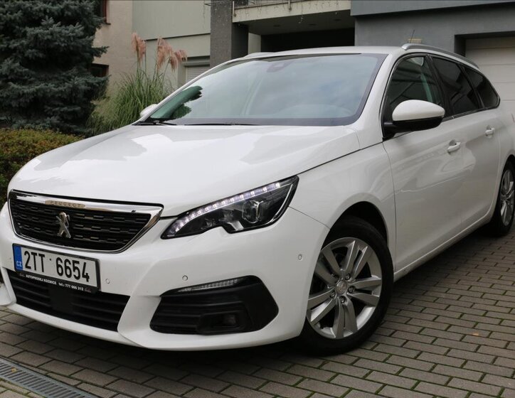 Peugeot 308 11